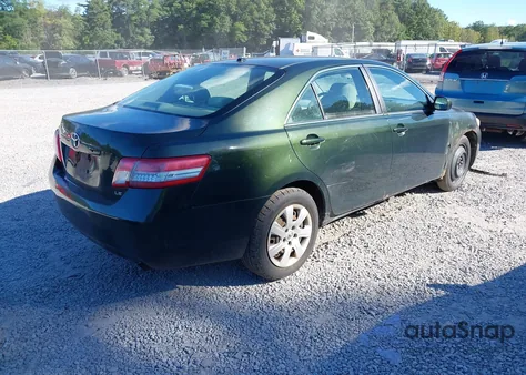 2011 Toyota Camry Le z USA, uszkodzony, nr VIN 4T1BF3EK3BU644831